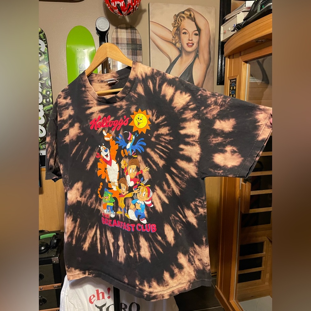 vintage Kellogg’s cereal shirt reverse dye